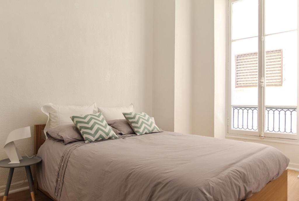 Veillon - 2 Bedrooms - City Center Nice Exteriör bild